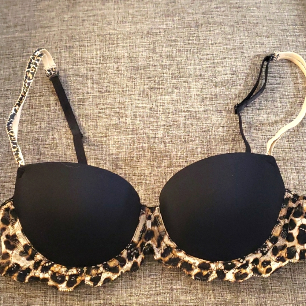 Victoria's Secret PINK push-up bra